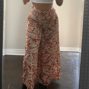 Beautiful summer pants super flowy and never worn
